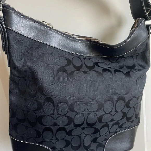 Coach Black Signature Jacquard Hobo Shoulder Bag - Picture 4 of 6